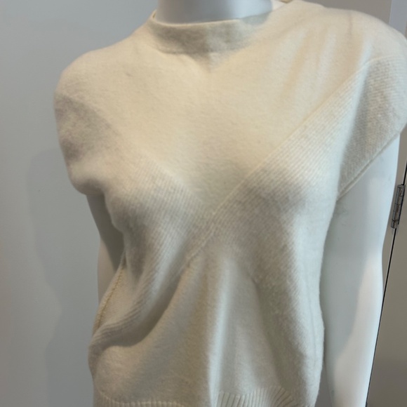 Club Monaco Ivory Sleeveless Crew Neck Sweater with Geometric Knit - L - Picture 3 of 10